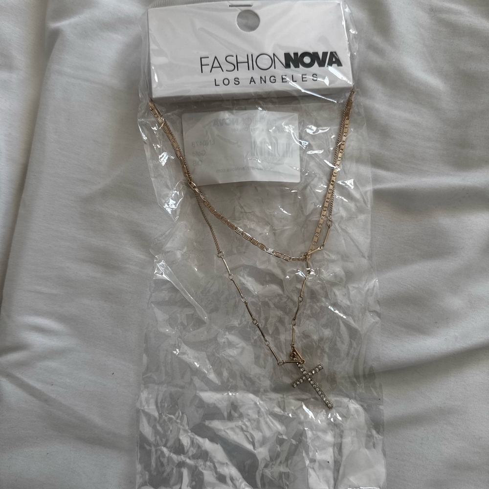 Fashion Nova Gold Cross Necklace